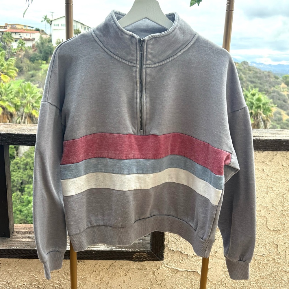 🧿PRICE FIRM🧿 Hippie Rose Gray Knit Top